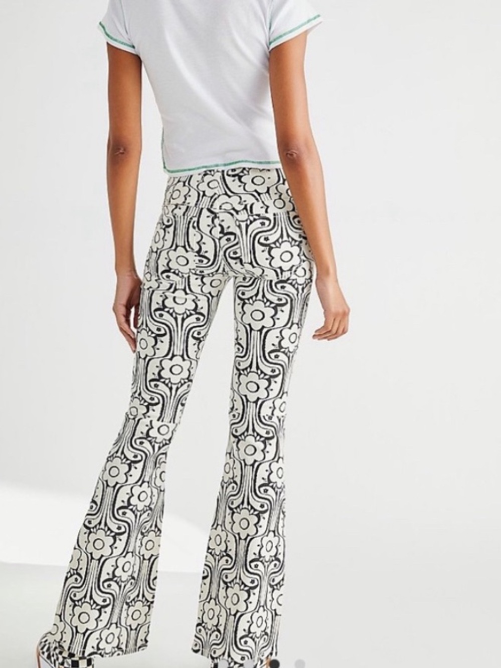 Free People Penny Pull-On Printed Flare Jeans in Retro Black Combo Size: 28 - Picture 2 of 2